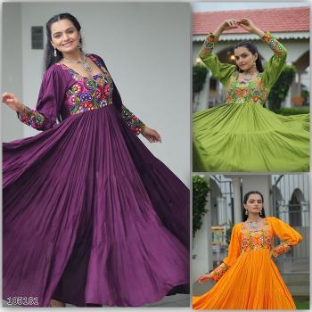 Reyon Kutchi Gamthi Work Navratri Kurti Gown – Traditional Mirror & Thread Embroidery – Full Flared Anarkali Style