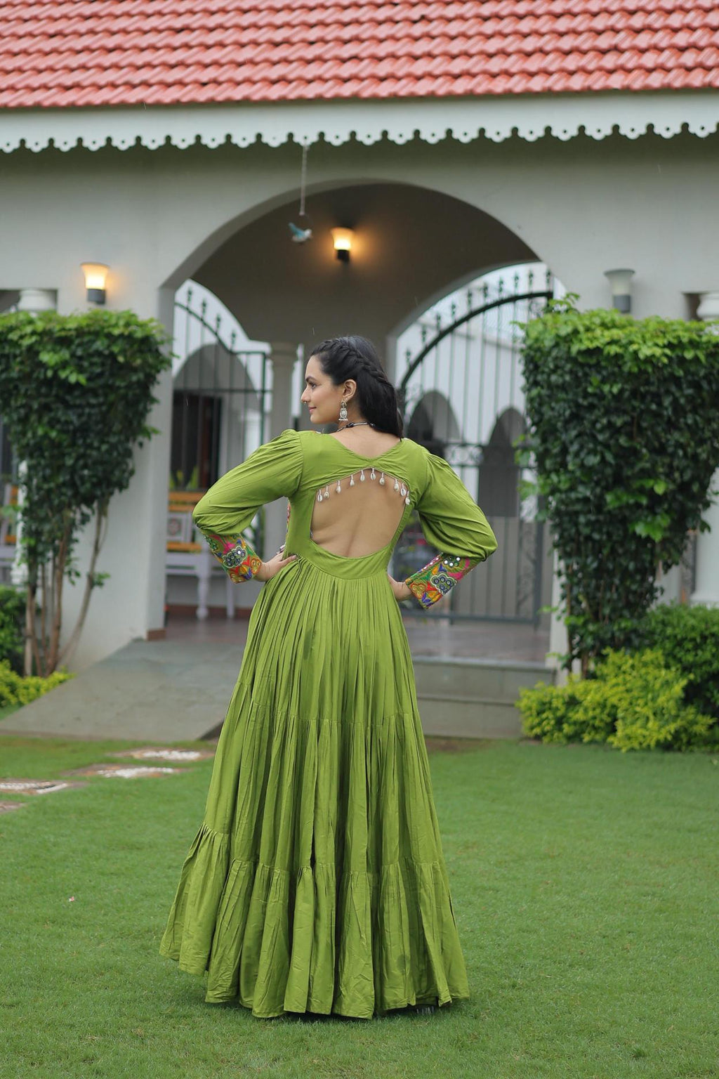 Reyon Kutchi Gamthi Work Navratri Kurti Gown – Traditional Mirror & Thread Embroidery – Full Flared Anarkali Style