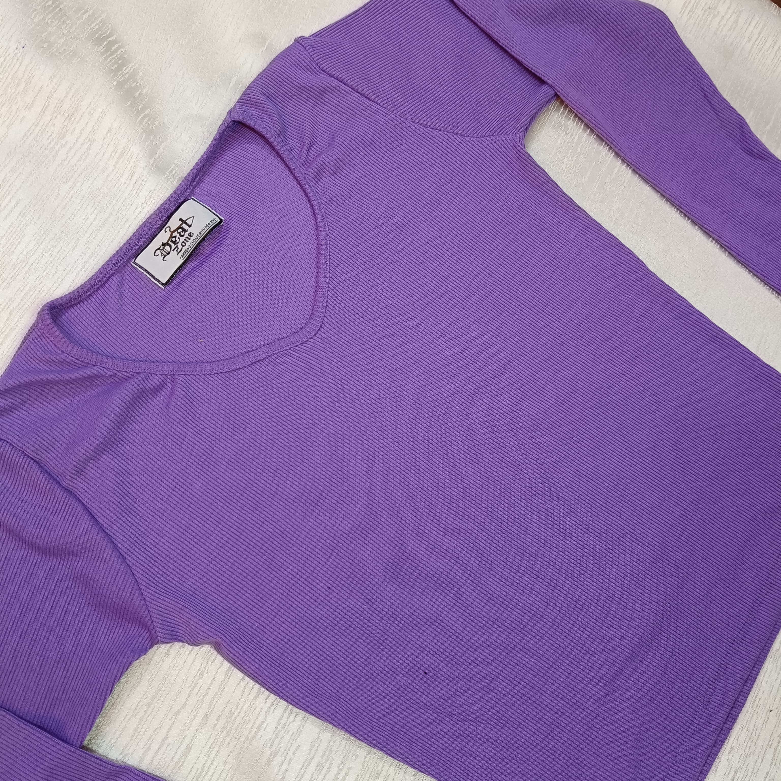 Elegant Ribbed Cotton Long Sleeve Crop Top – Perfect Blend of Comfort & Style