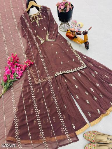 “Glamour Nights Party Top & Palazzo Dupatta Set – Pakistani Luxe Suit”