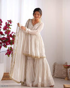 “Regal Radiance Sharara Set Suit – Trendsetting Style Statement”