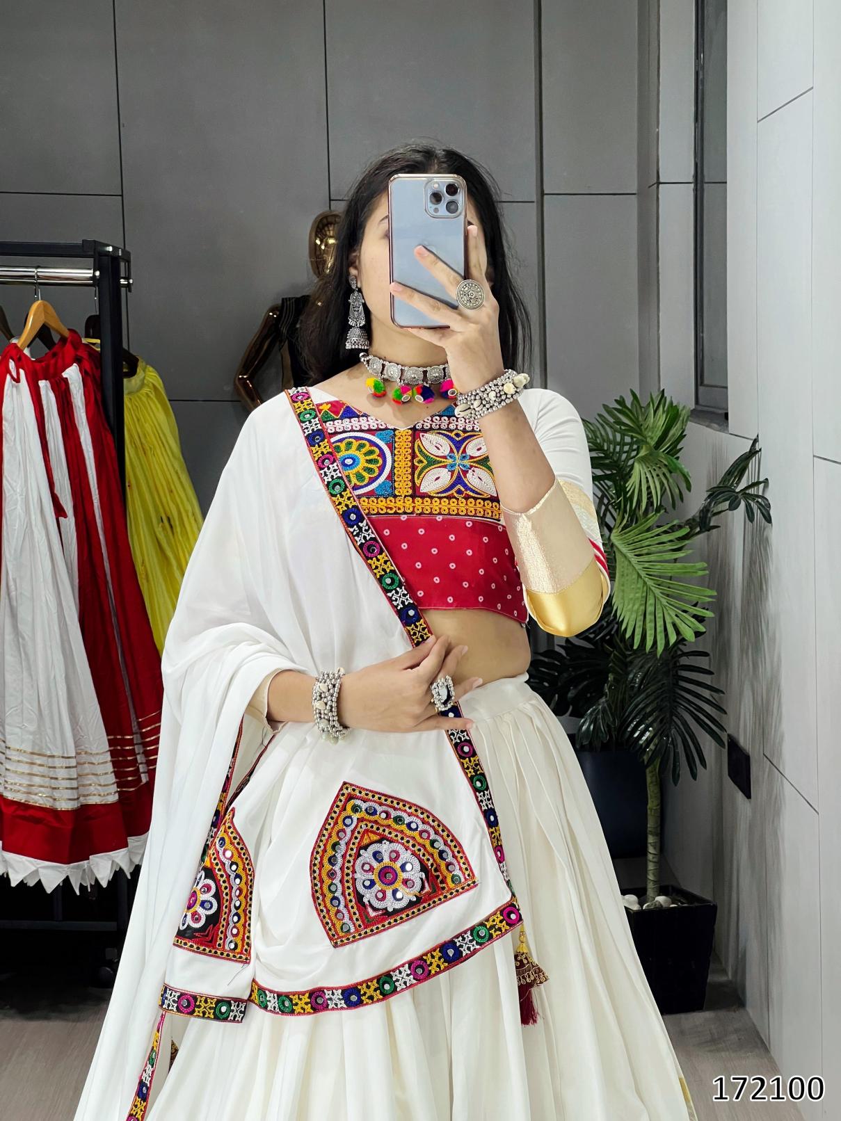 Festive Ethnic Chaniya Choli Set – Fancy Top & Dupatta Included (Navratri Showstopper)