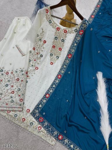 Elegant Embroidered Pakistani Suit Set with Dupatta