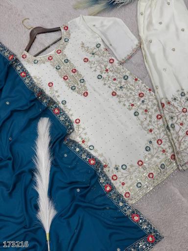 Elegant Embroidered Pakistani Suit Set with Dupatta