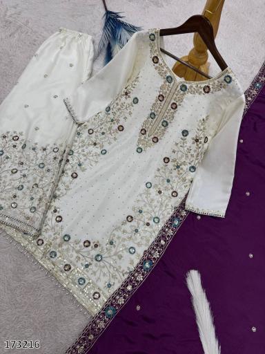Elegant Embroidered Pakistani Suit Set with Dupatta