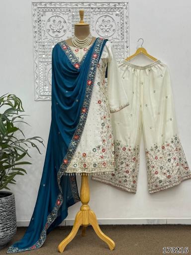 Elegant Embroidered Pakistani Suit Set with Dupatta