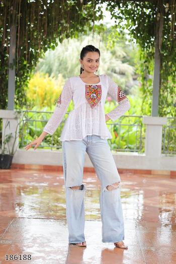 Georgette Schiffli & Kutchi Gamthi Patch Short Tunic Kurti – Festive & Ethnic Glam for Women