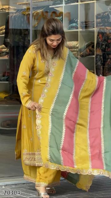 Sunshine Grace Embroidered Suit Set with Dual-Tone Dupatta