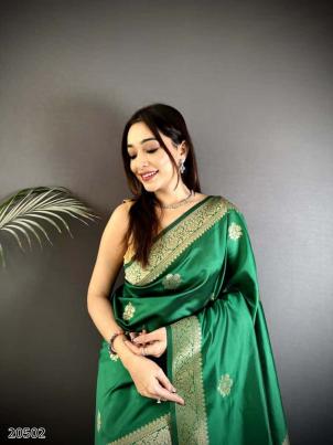 Elegant Banarasi Silk Saree with Rich Zari Weaving and Grand Designer Pallu