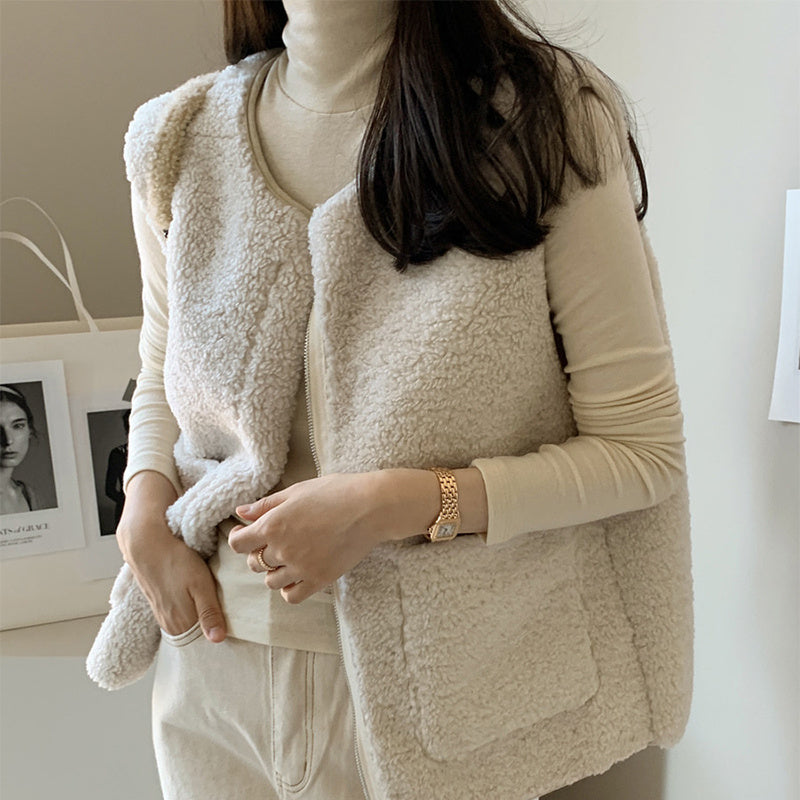 LuxeFleece Women’s Lamb Wool Vest