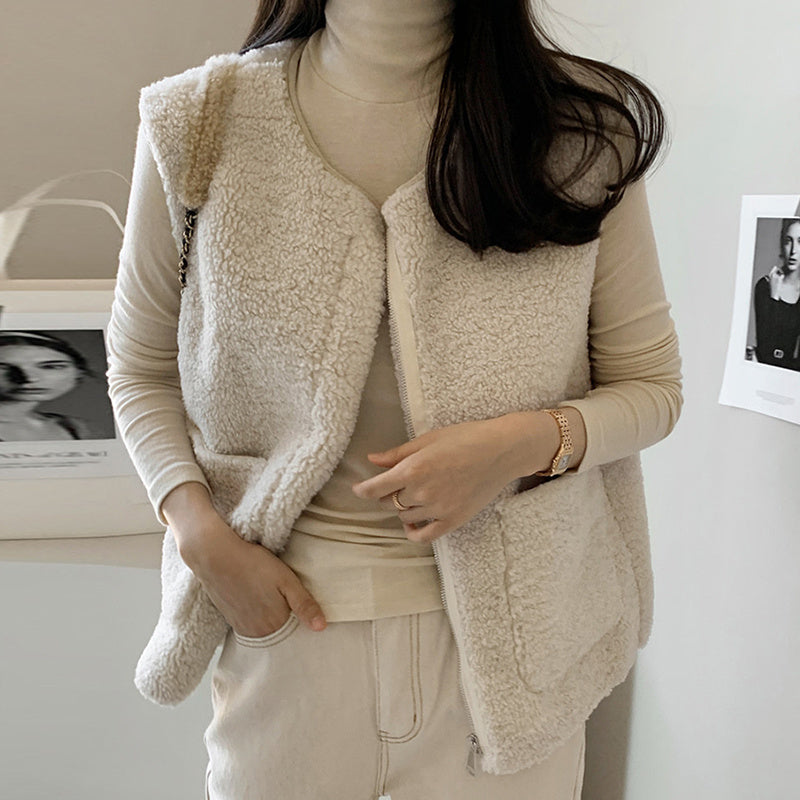 LuxeFleece Women’s Lamb Wool Vest