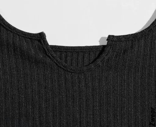 Ribbed V-Hem Stretch Crop Top