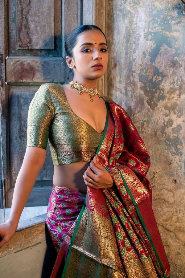 Rajpath Aahana Patola Silk Weaving Saree – Traditional Elegance from Surat