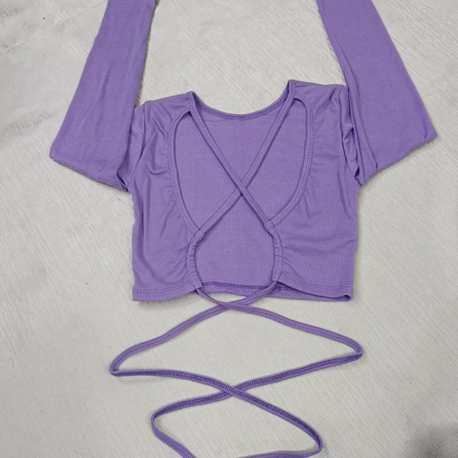 Backless Crisscross Long Sleeve Crop Top for Women – Elegant, Bold & Trendsetting Style