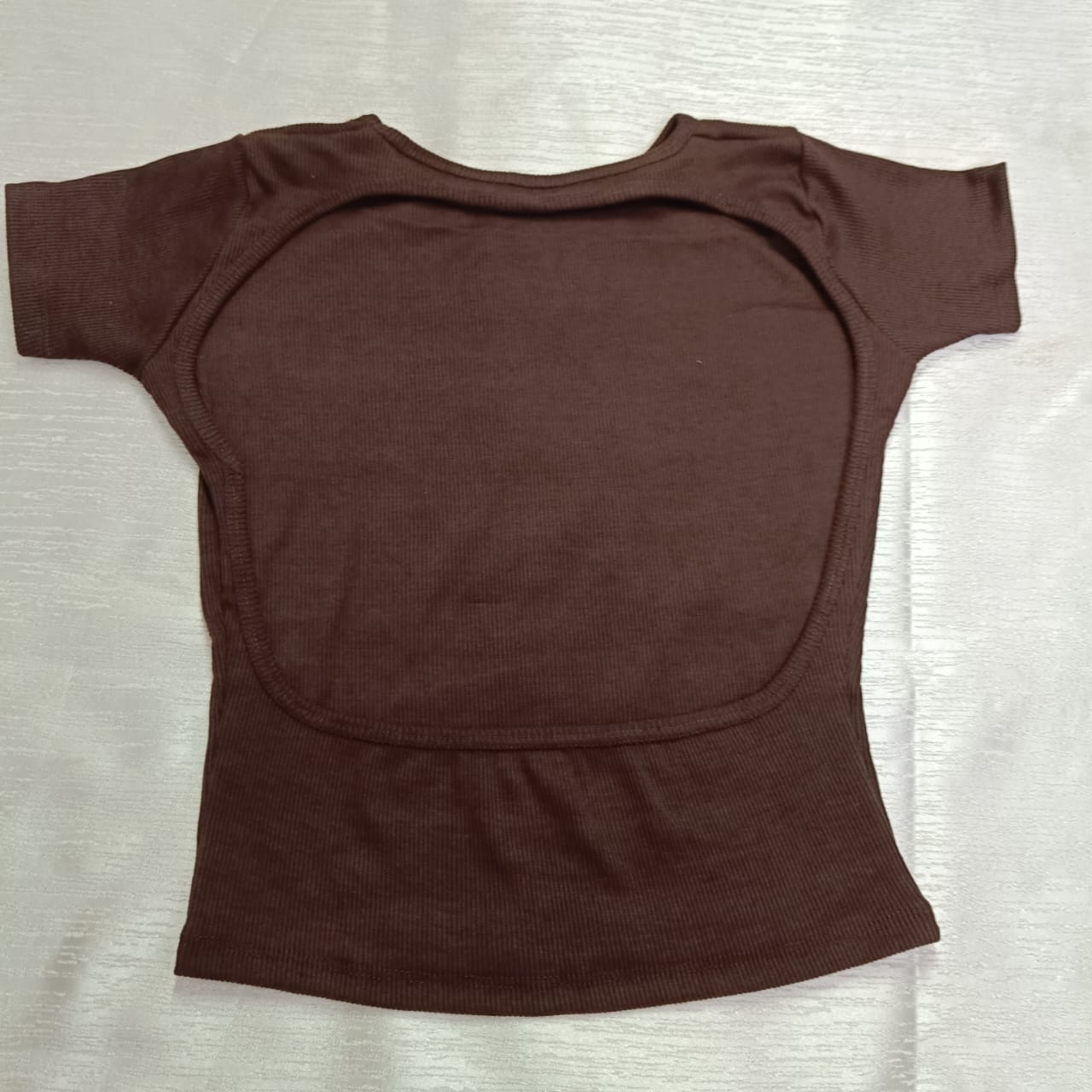 Women’s Trendy Ribbed Open Back Crop Top – Ultimate Confidence Edition