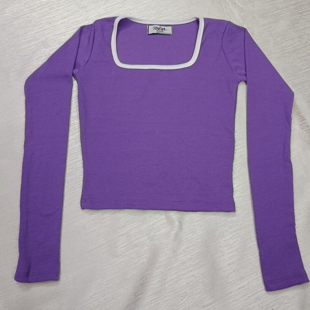 Elegant Square Neck Full Sleeve Ribbed Crop Top