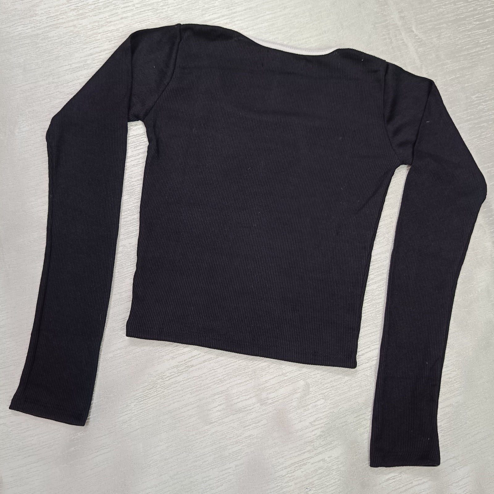 Elegant Square Neck Full Sleeve Ribbed Crop Top