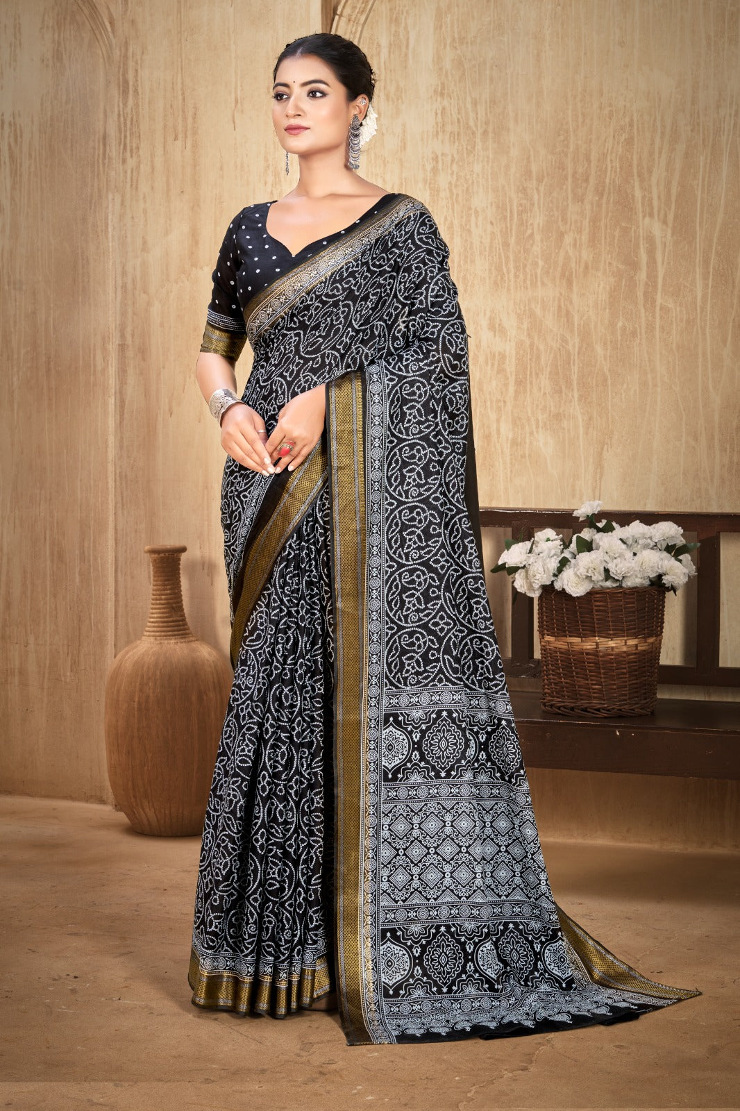 Pure Mal Mal Cotton Chatai Border Saree – Effortless Grace in Every Drape