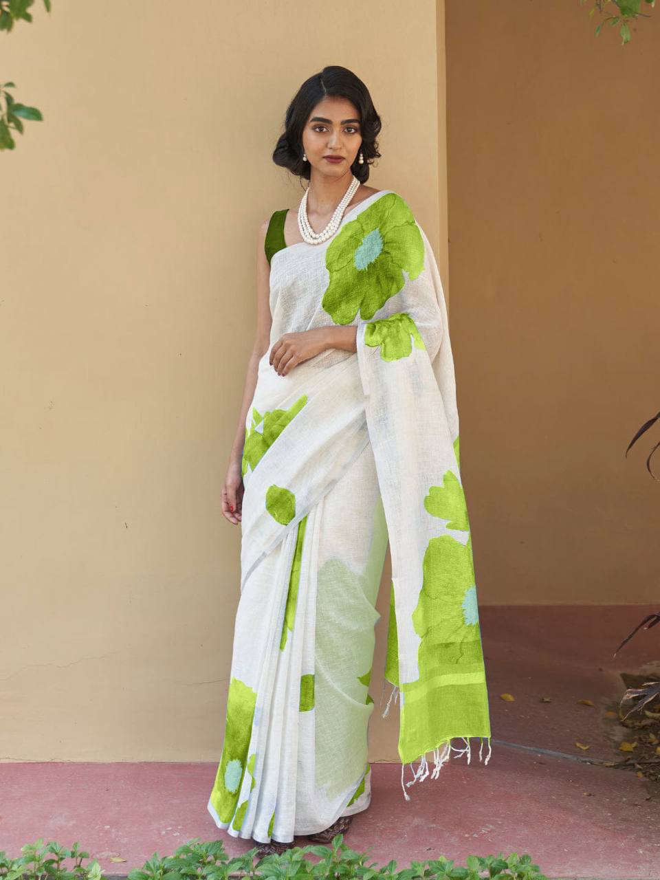 Pure Linen Digital Print Saree with Banglory Satin Blouse & Elegant Latkan Detailing