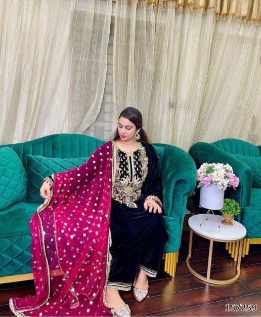 Luxury Velvet Embroidered Suit Set with Heavy Dupatta – Premium Winter Wedding Collection